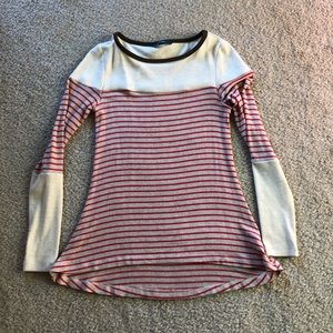 Tart sweater size Medium EUC